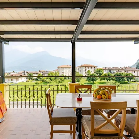 La Terrazza Del Nonno Holiday home Dongo